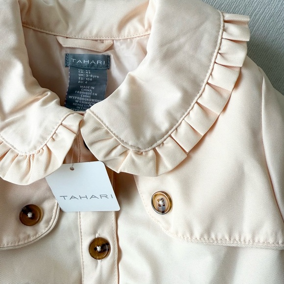 TAHARI Ruffled Coat - Picture 3 of 3